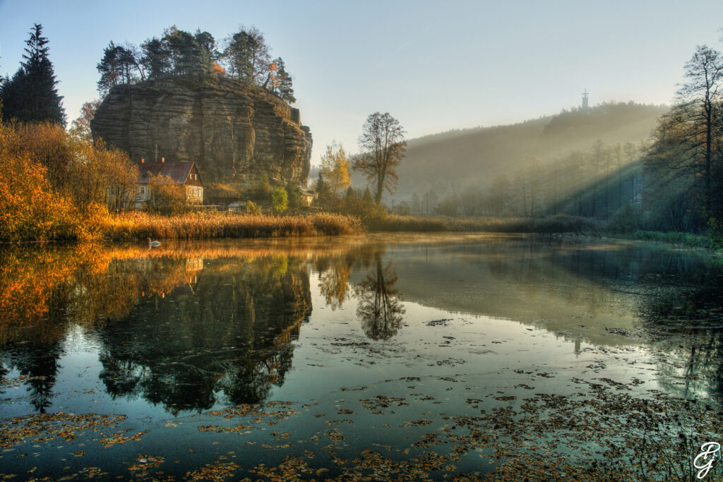 skalní hrad sloup